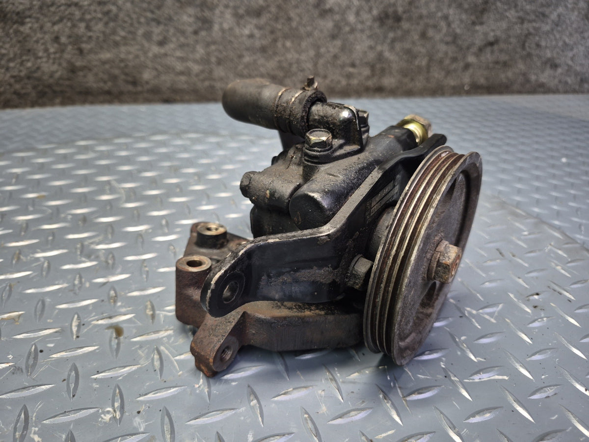 87-89 Nissan Z31 300ZX VG30E NA Power Steering Pump w Pulley OEM