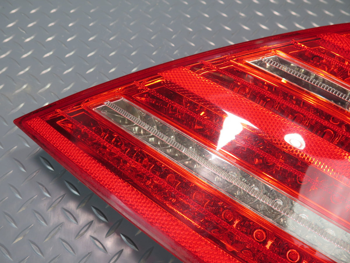 07-09 Mercedes W221 S-class Facelift Style Rear Right Tail Light Lamp