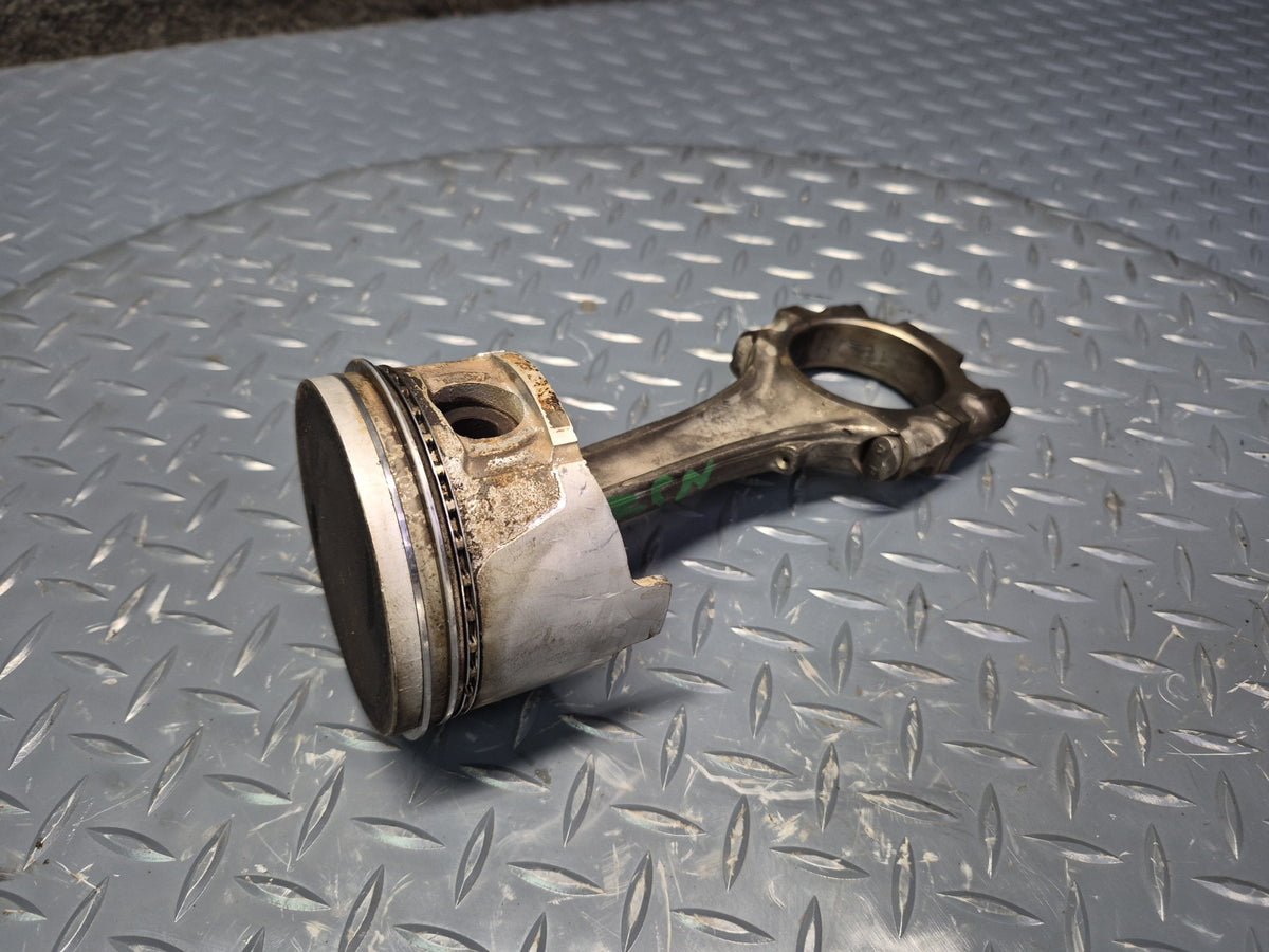 87-89 Nissan Z31 300ZX VG30E NA Engine Piston Connecting Rod OEM