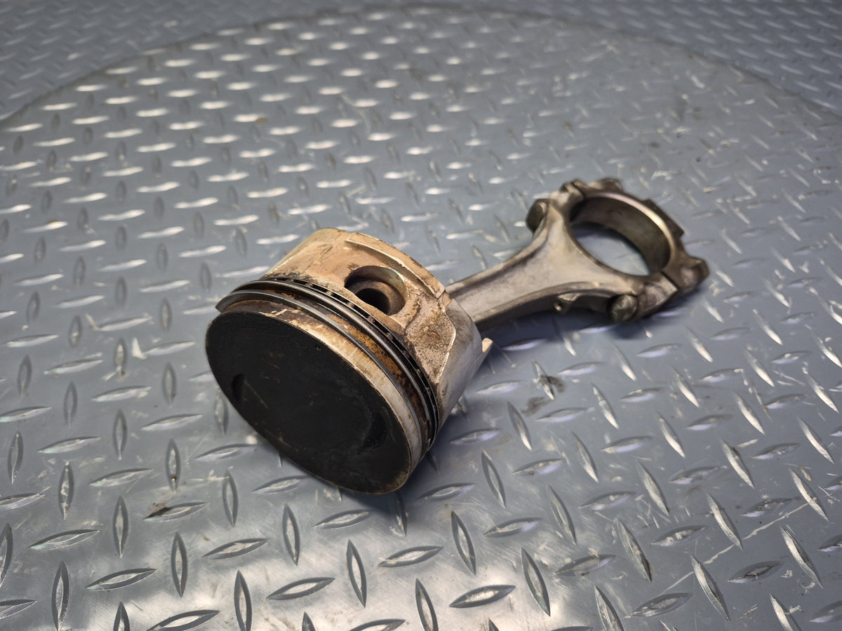 87-89 Nissan Z31 300ZX VG30E NA Engine Piston Connecting Rod OEM