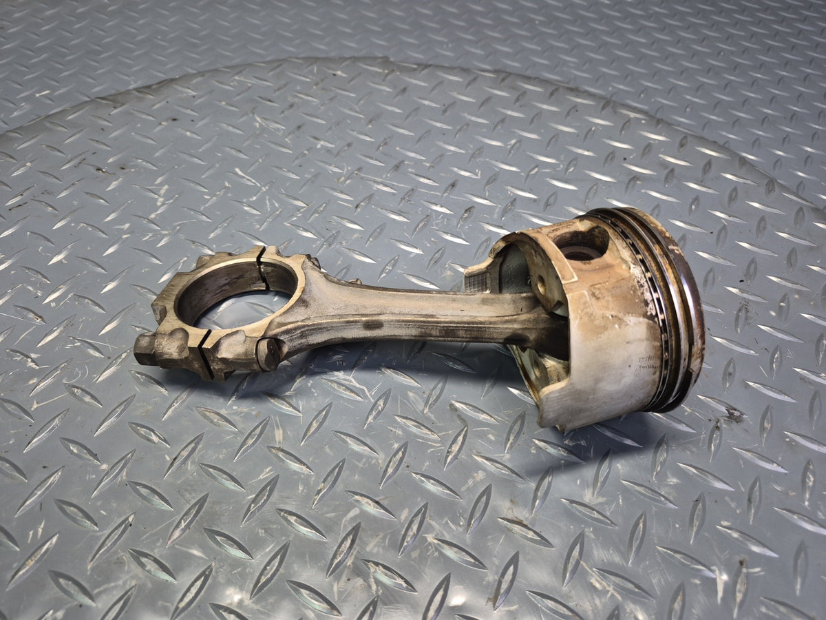 87-89 Nissan Z31 300ZX VG30E NA Engine Piston Connecting Rod OEM
