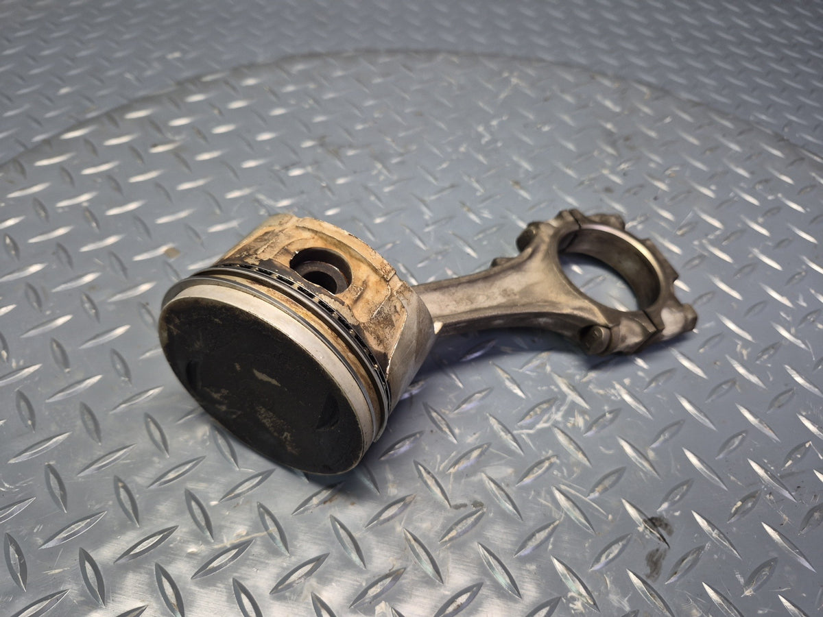 87-89 Nissan Z31 300ZX VG30E NA Engine Piston Connecting Rod OEM