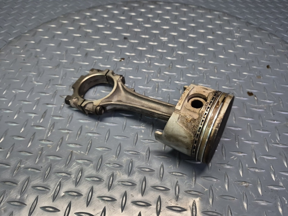 87-89 Nissan Z31 300ZX VG30E NA Engine Piston Connecting Rod OEM