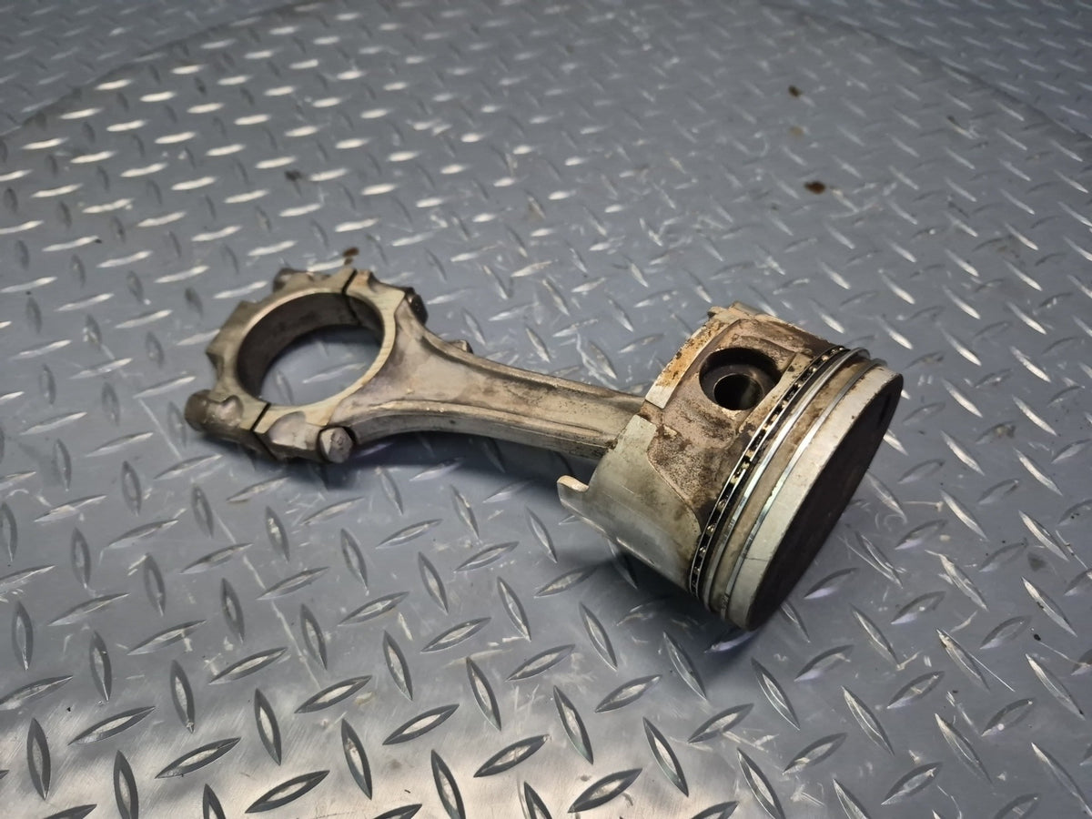 87-89 Nissan Z31 300ZX VG30E NA Engine Piston Connecting Rod OEM