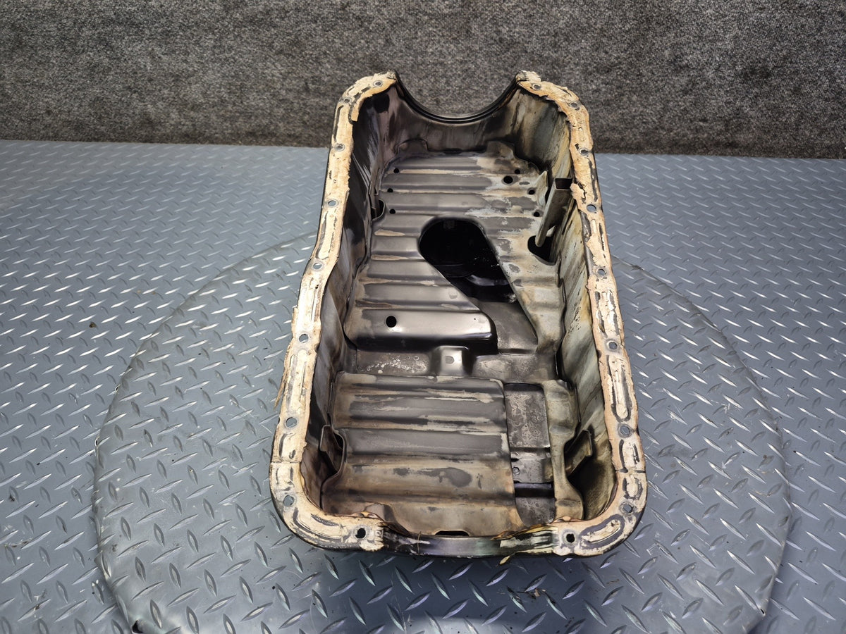 87-89 Nissan Z31 300ZX VG30E NA Engine Motor Lower Oil Pan Damaged