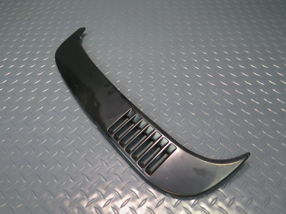 93-96 Toyota Hiace KZH106W Rear Right Quarter Louver Ventilation Grille OEM