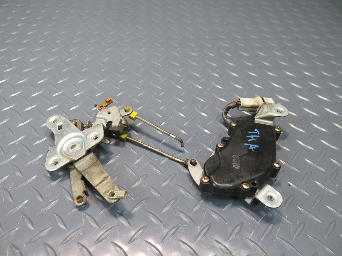 89-95 Toyota Hiace KZH106W Rear Trunk Lock Latch Actuator OEM
