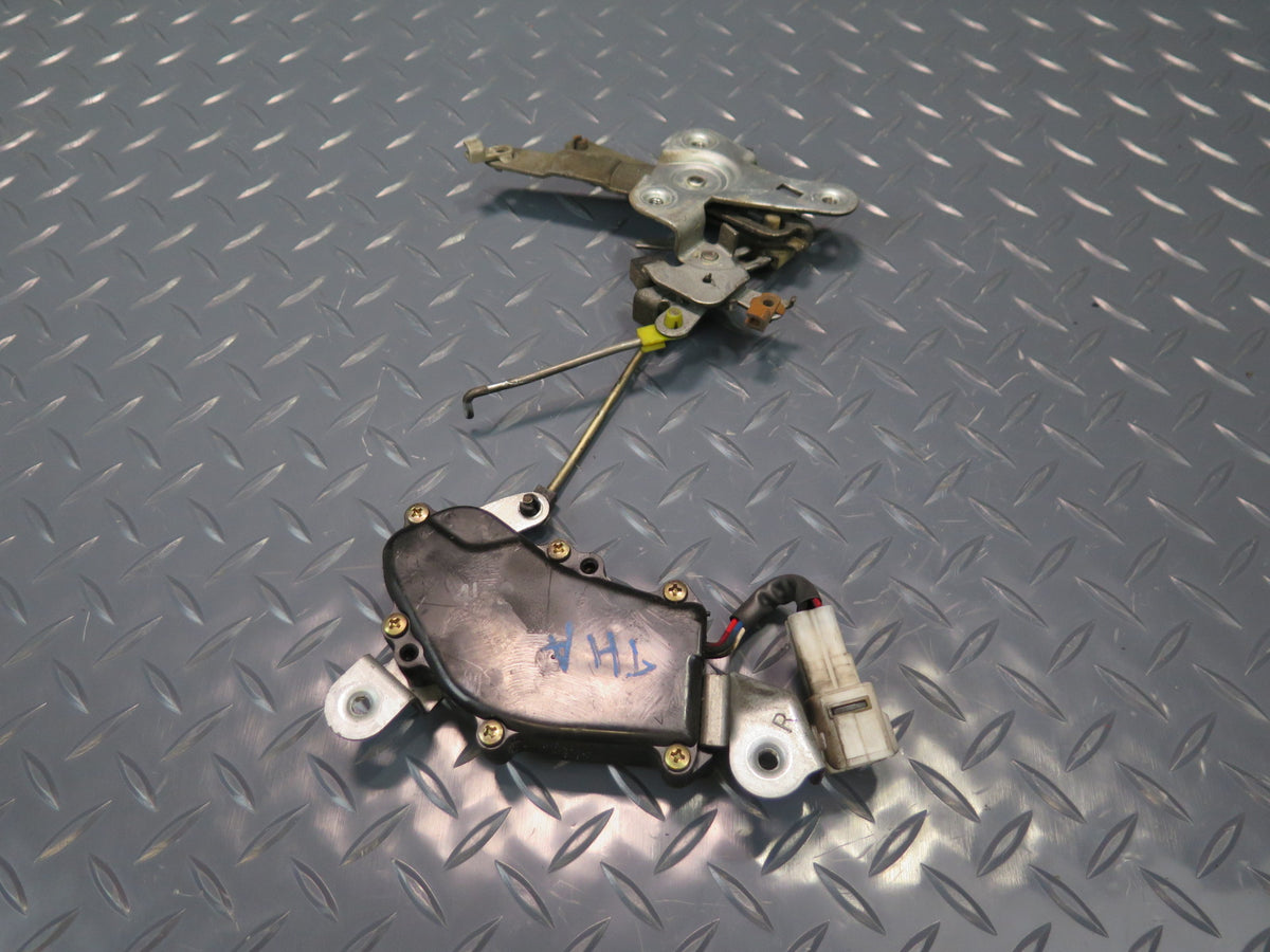 89-95 Toyota Hiace KZH106W Rear Trunk Lock Latch Actuator OEM