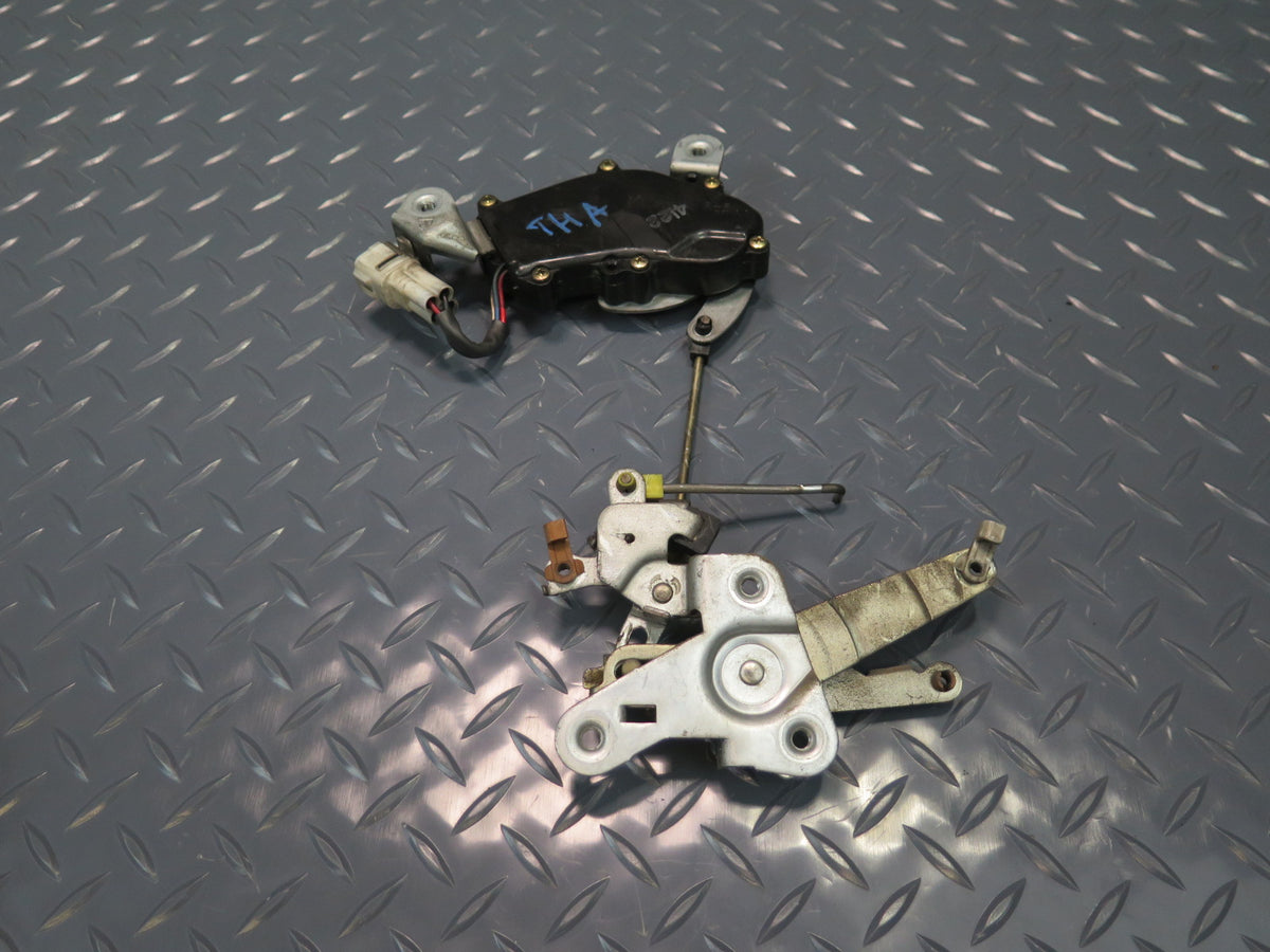 89-95 Toyota Hiace KZH106W Rear Trunk Lock Latch Actuator OEM