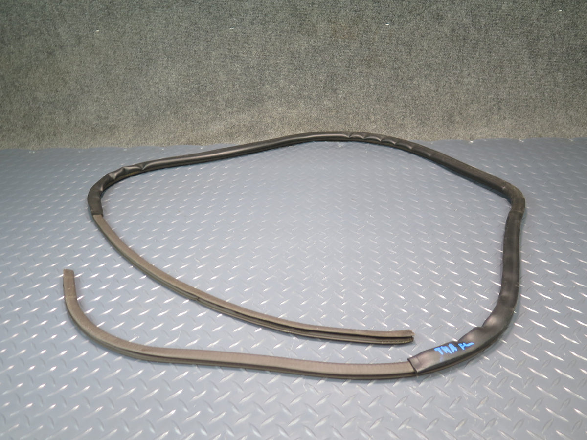 93-99 Toyota Hiace KZH106W Front Left Door Weatherstrip Rubber Seal Gasket OEM