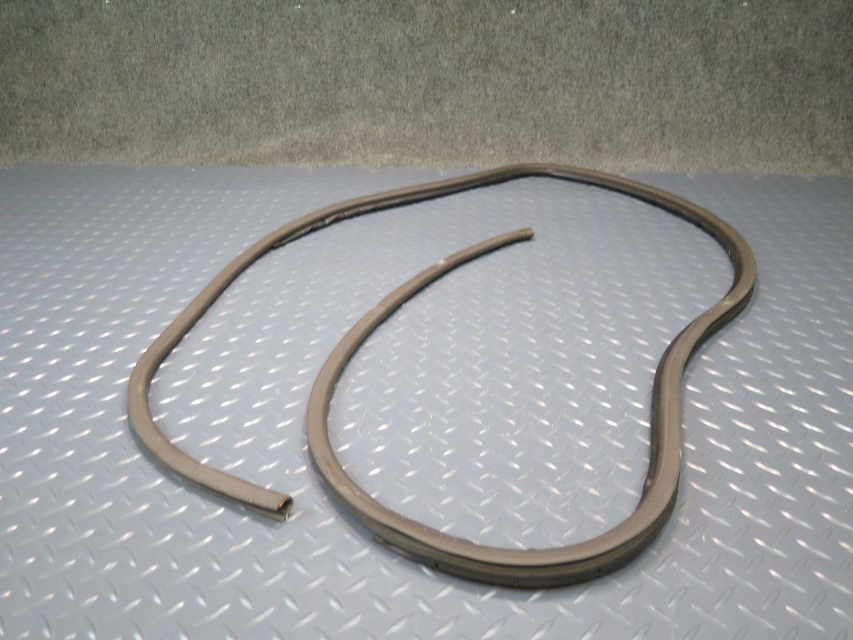 93-99 Toyota Hiace KZH106W Front Left Door Weatherstrip Rubber Seal Gasket OEM