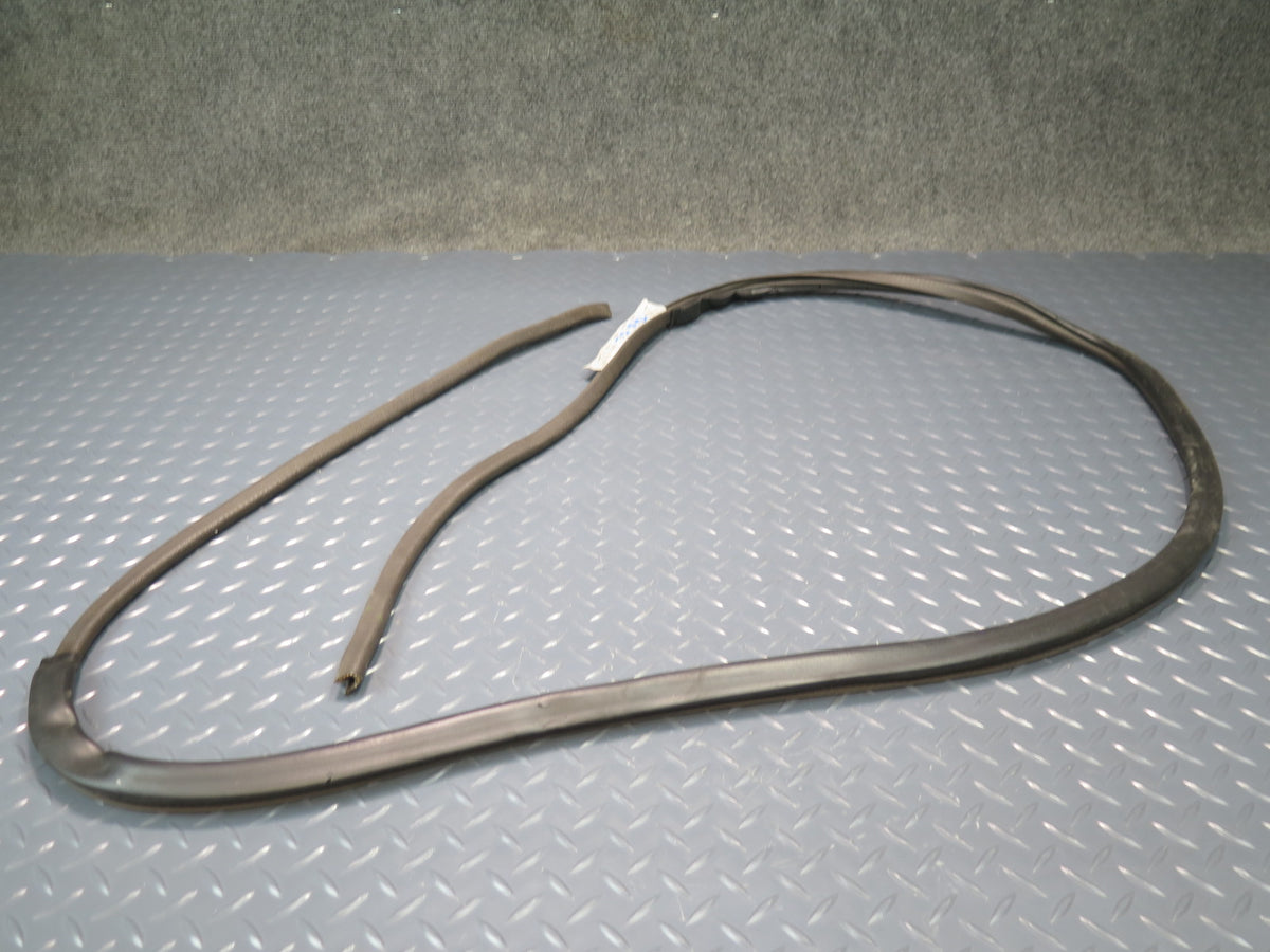 93-99 Toyota Hiace KZH106W Front Right Door Weatherstrip Rubber Seal Gasket OEM
