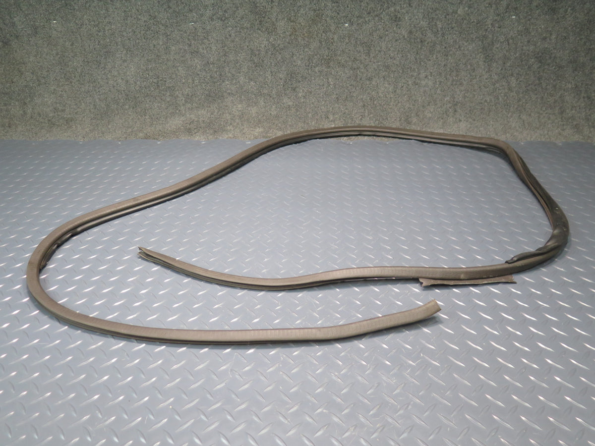 93-99 Toyota Hiace KZH106W Front Right Door Weatherstrip Rubber Seal Gasket OEM
