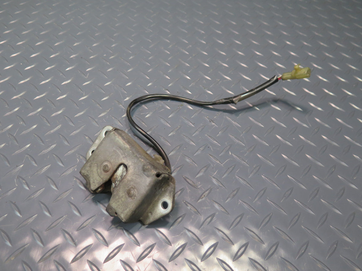 89-95 Toyota Hiace KZH106W Rear Trunk Lock Latch OEM
