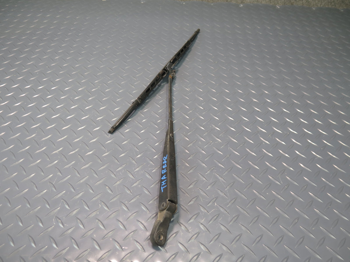 90-96 Toyota Hiace KZH106W Rear Tailgate Wiper Arm OEM