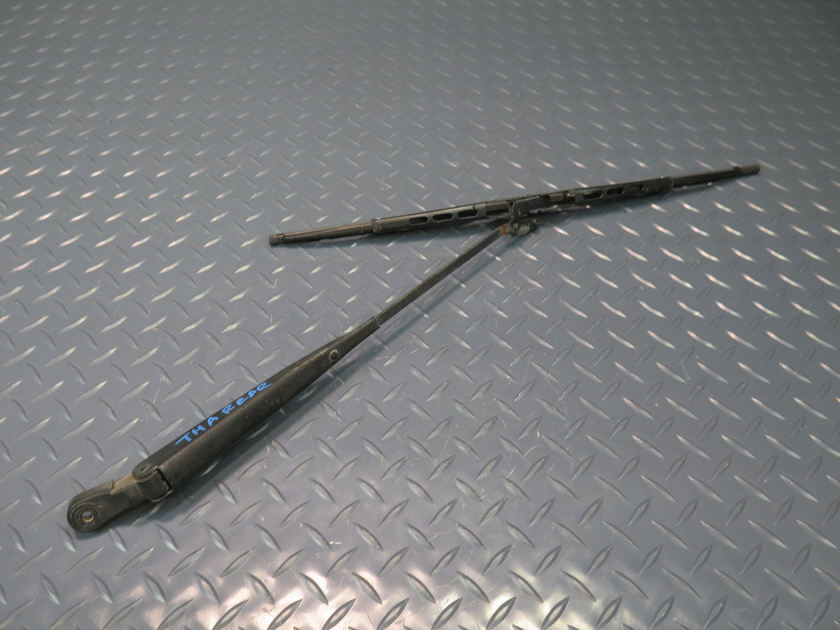 90-96 Toyota Hiace KZH106W Rear Tailgate Wiper Arm OEM