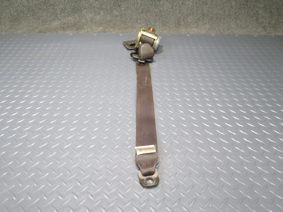 93-96 TOYOTA HIACE KZH106W FRONT RIGHT & LEFT SIDE SEATBELT RETRACTOR SET OEM