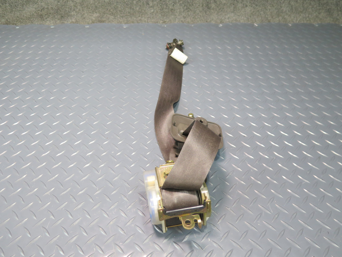 93-96 TOYOTA HIACE KZH106W FRONT RIGHT & LEFT SIDE SEATBELT RETRACTOR SET OEM
