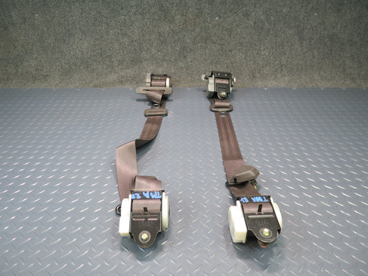 93-96 TOYOTA HIACE KZH106W REAR 3RD ROW RIGHT & LEFT SIDE SEATBELT RETRACTOR SET OEM