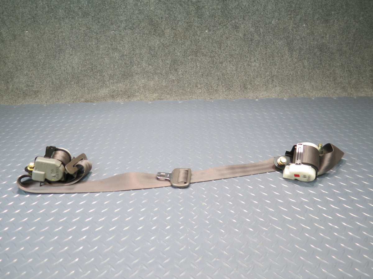 93-96 TOYOTA HIACE KZH106W REAR 3RD ROW RIGHT & LEFT SIDE SEATBELT RETRACTOR SET OEM