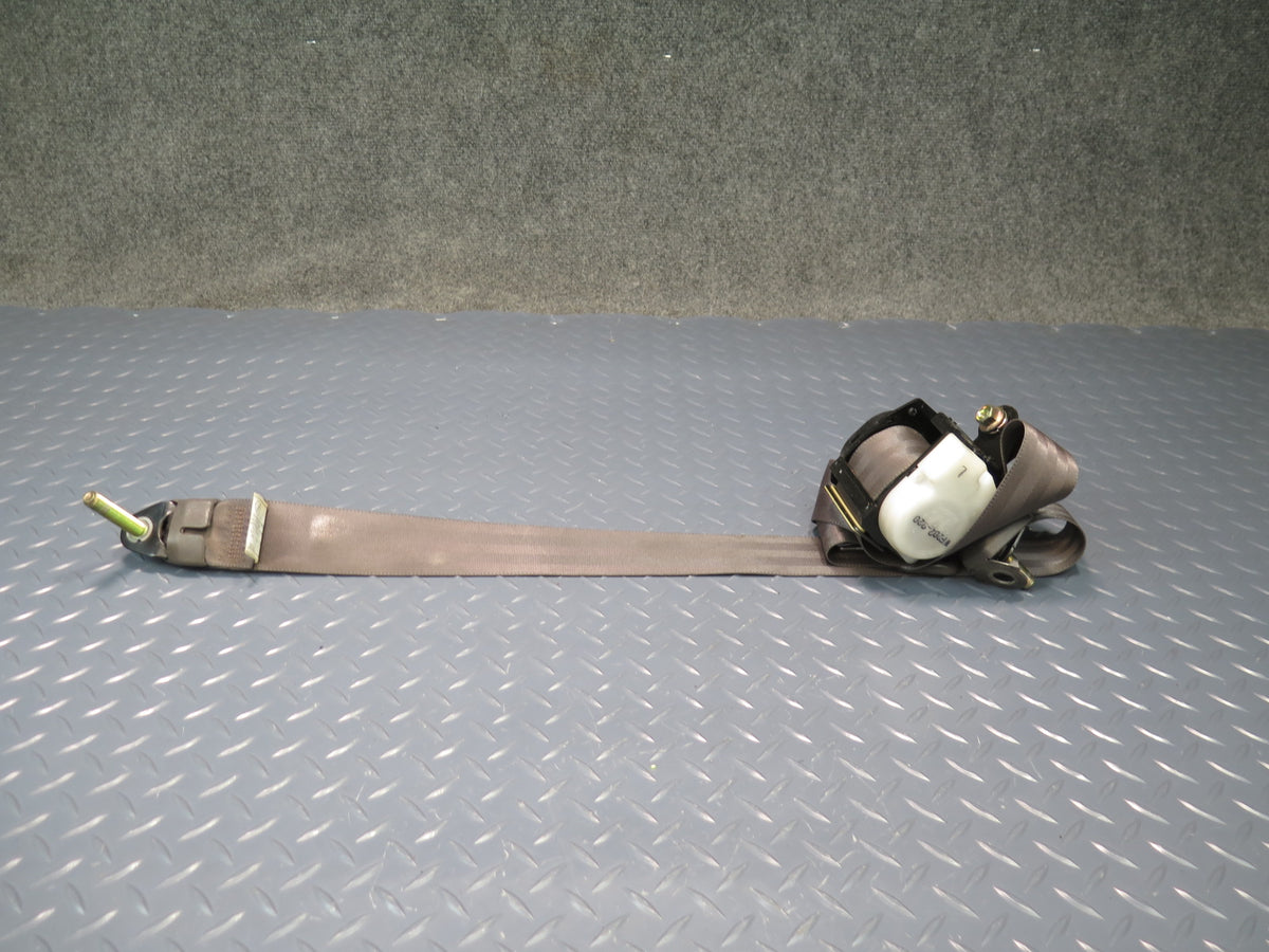 93-96 TOYOTA HIACE KZH106W REAR 2RD ROW RIGHT & LEFT SIDE SEATBELT RETRACTOR SET OEM