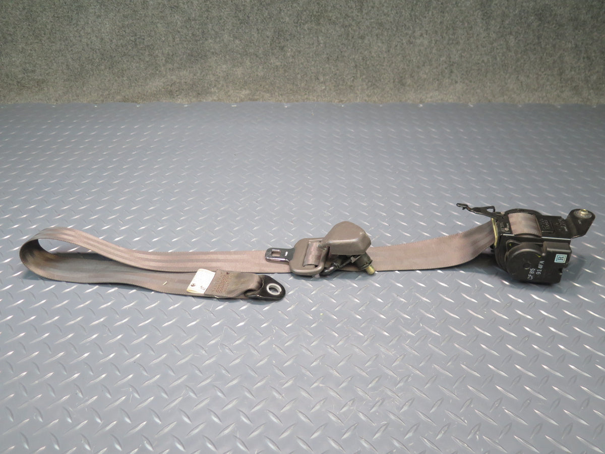 93-96 TOYOTA HIACE KZH106W REAR 2RD ROW RIGHT & LEFT SIDE SEATBELT RETRACTOR SET OEM
