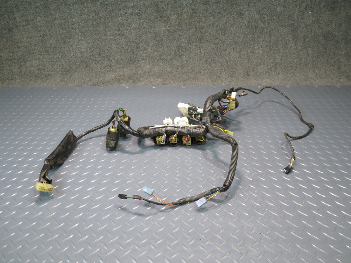 1994 Toyota Hiace KZH106W Front A/C Heater Climate Control Relay Unit OEM