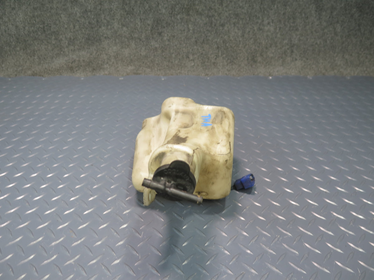 93-95 Toyota Hiace KZH106W 1KZ-TE Engine Expansion Overflow Reservoir Tank OEM