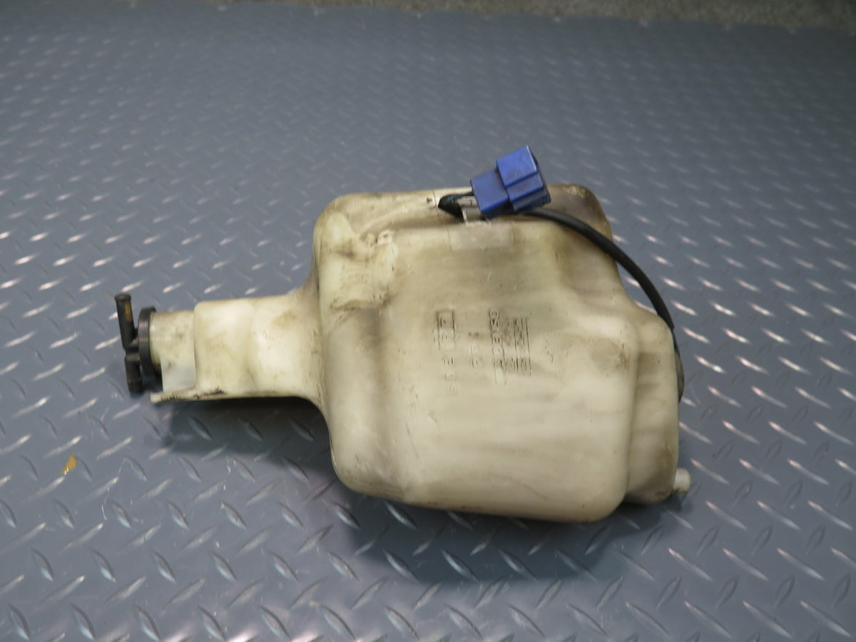 93-95 Toyota Hiace KZH106W 1KZ-TE Engine Expansion Overflow Reservoir Tank OEM