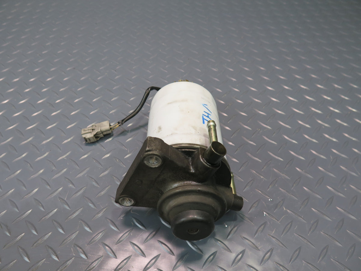 93-99 Toyota Hiace KZH106W 1KZ-TE Engine Fuel Filter Housing w Sensor Filter OEM