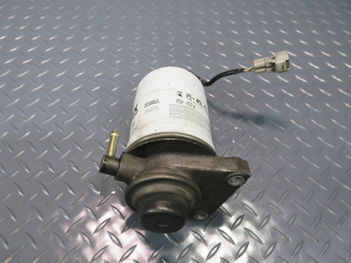 93-99 Toyota Hiace KZH106W 1KZ-TE Engine Fuel Filter Housing w Sensor Filter OEM