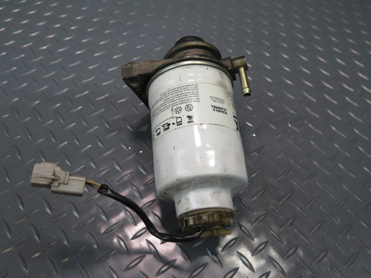93-99 Toyota Hiace KZH106W 1KZ-TE Engine Fuel Filter Housing w Sensor Filter OEM