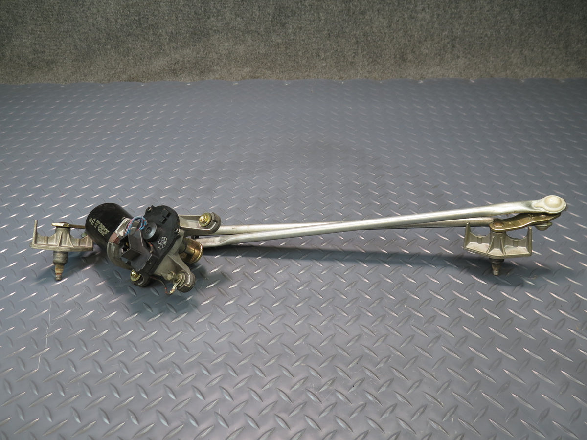 93-96 Toyota Hiace KZH106W RHD Windshield Wiper Transmission Linkage w Motor OEM