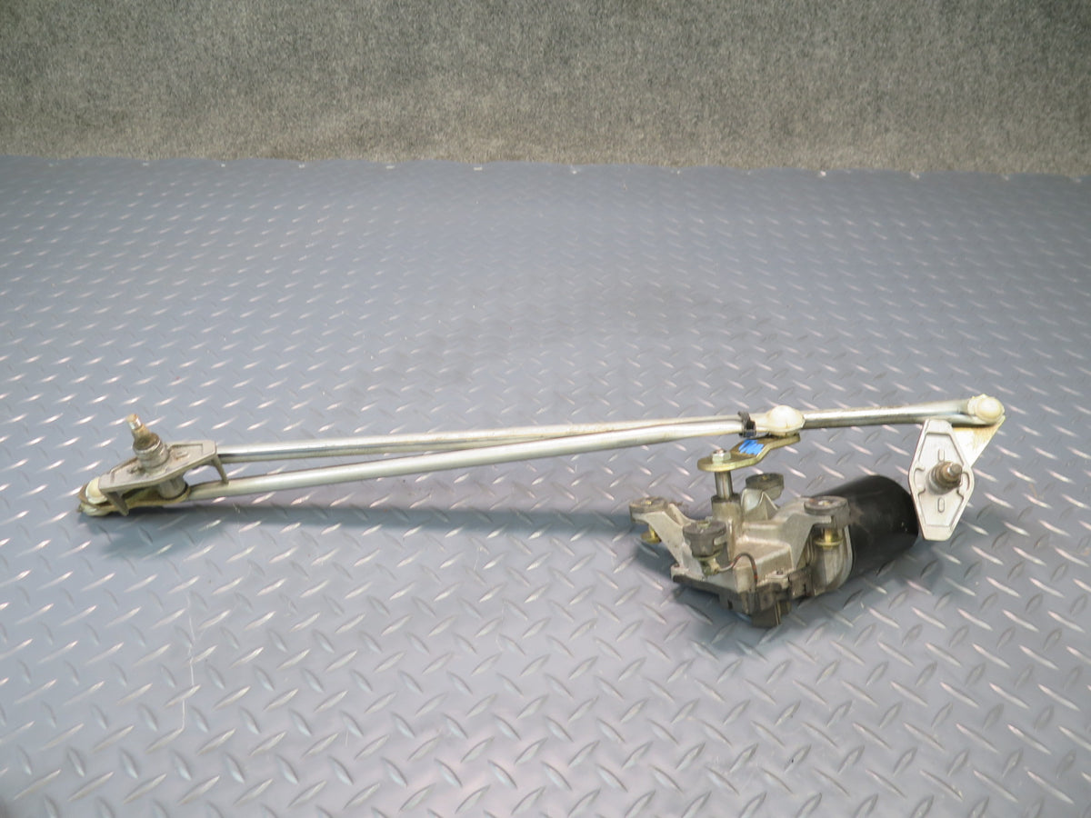 93-96 Toyota Hiace KZH106W RHD Windshield Wiper Transmission Linkage w Motor OEM
