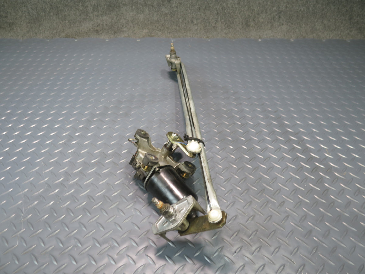 93-96 Toyota Hiace KZH106W RHD Windshield Wiper Transmission Linkage w Motor OEM