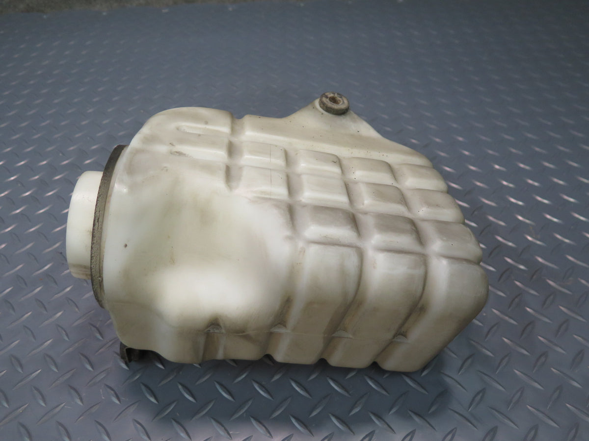 93-99 Toyota Hiace KZH106W 1KZ-TE Air Filter Resonator Box 52840-26020 OEM
