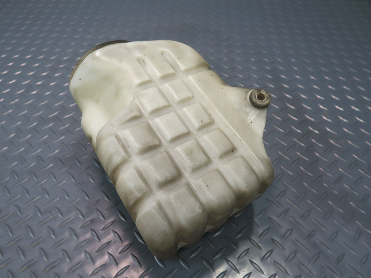 93-99 Toyota Hiace KZH106W 1KZ-TE Air Filter Resonator Box 52840-26020 OEM