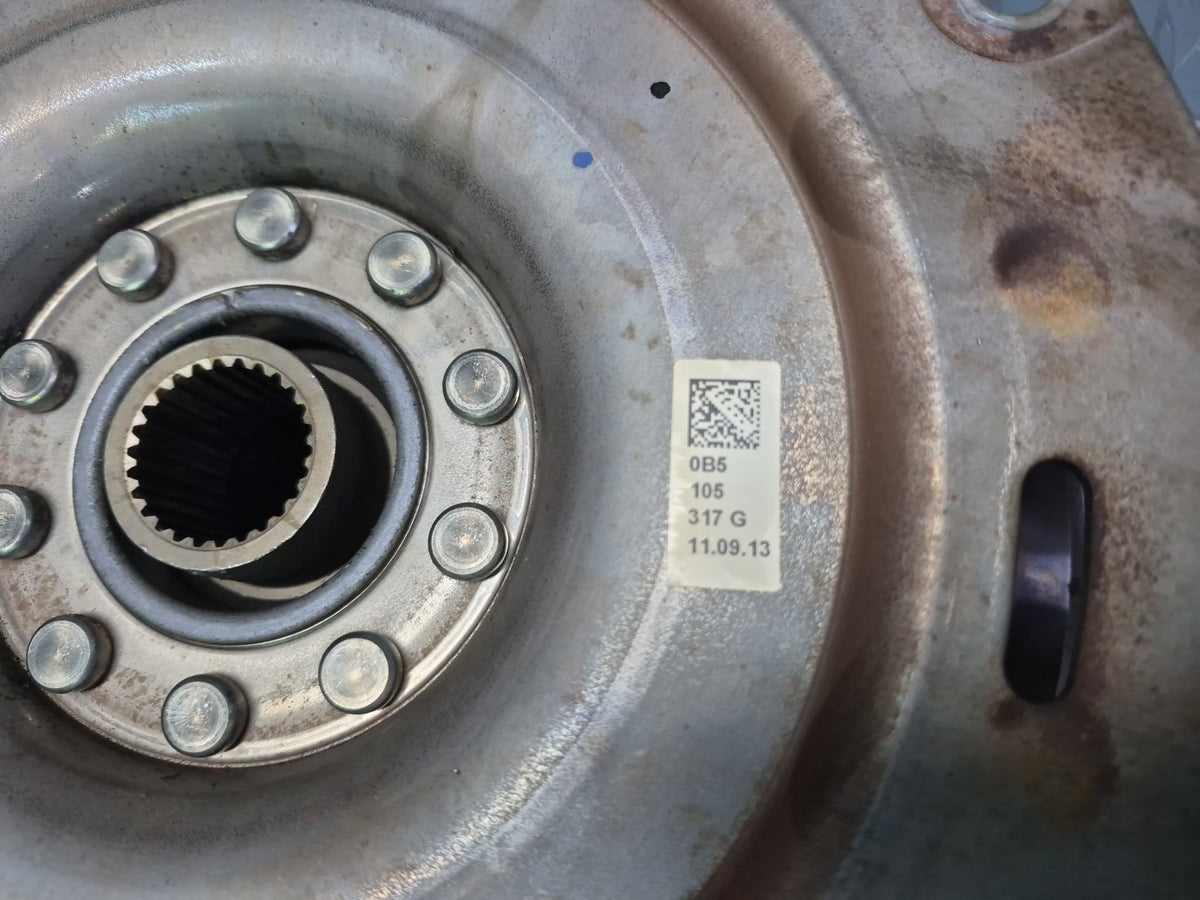 13-15 Audi RS5 8F7 4.2L V8 Auto Transmission Dual Mass Flywheel 0B5105317G OEM