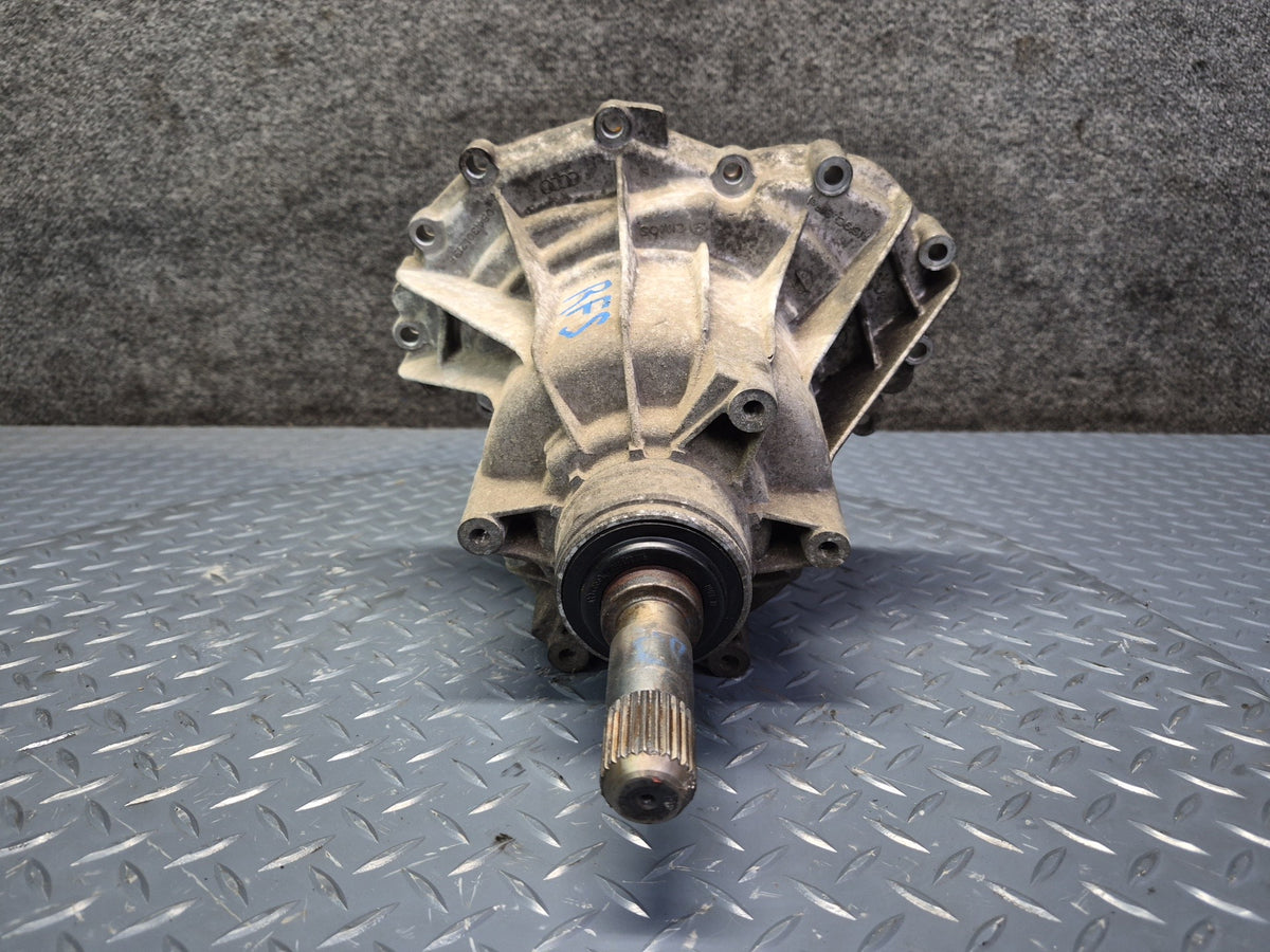 13-15 Audi RS5 4.2L V8 Transmission Center Differential Tailshaft 87K Miles OEM