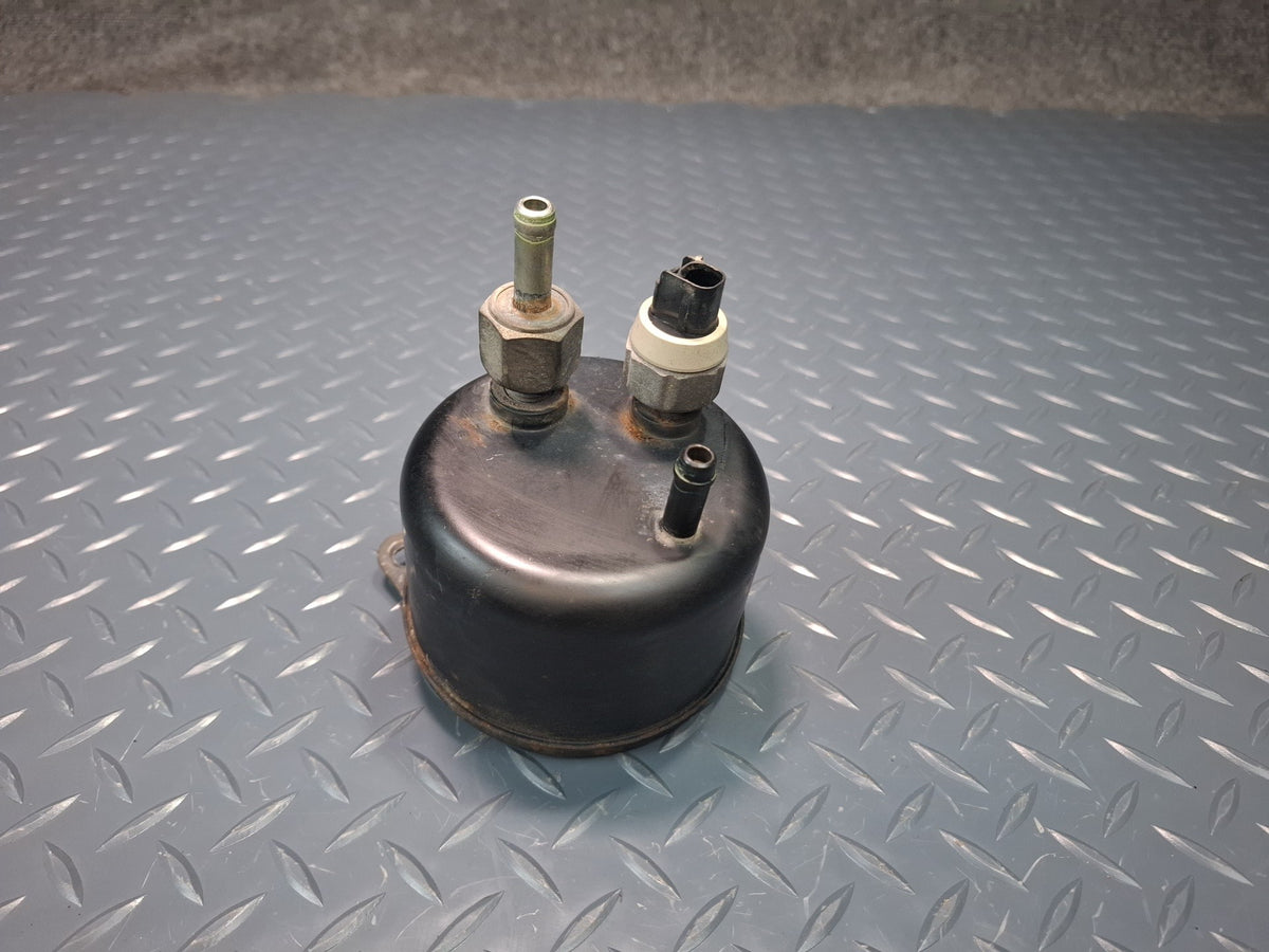 93-98 Toyota Hiace KZH106W Brake Vacuum Reservoir w Sensor OEM