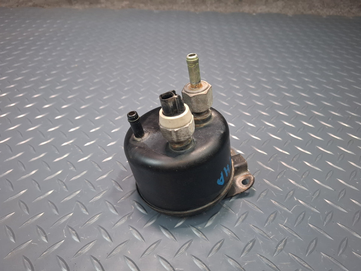 93-98 Toyota Hiace KZH106W Brake Vacuum Reservoir w Sensor OEM