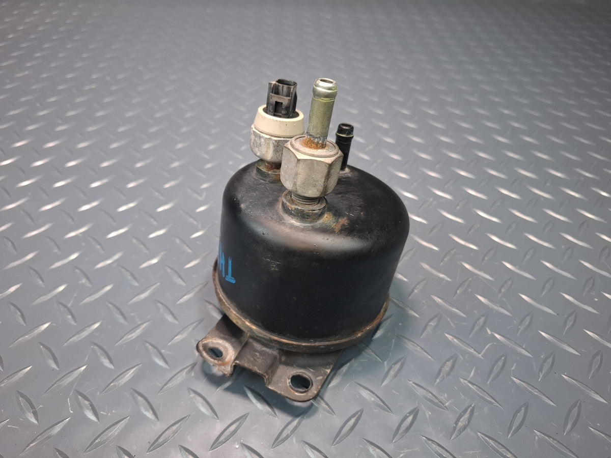 93-98 Toyota Hiace KZH106W Brake Vacuum Reservoir w Sensor OEM