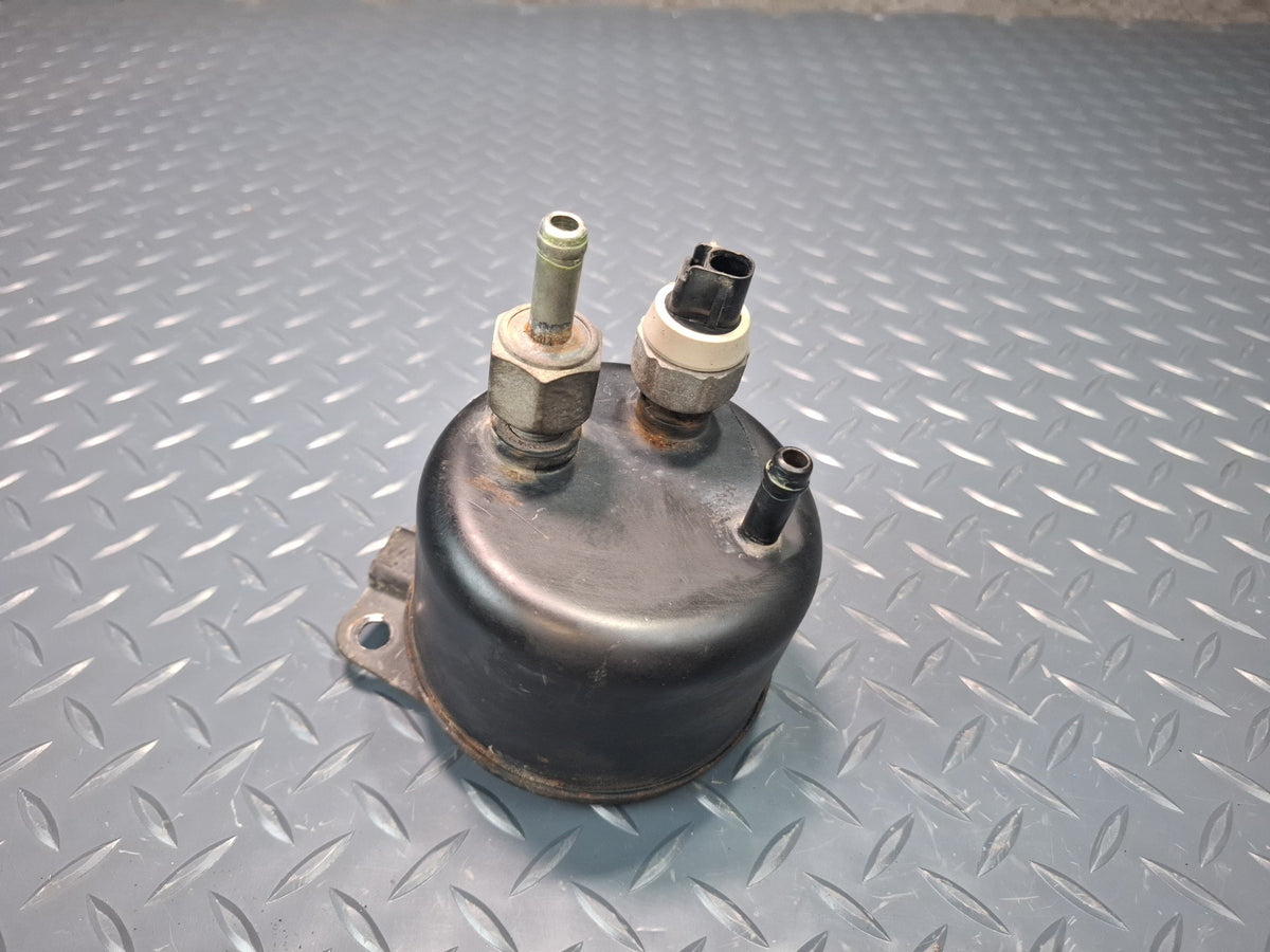 93-98 Toyota Hiace KZH106W Brake Vacuum Reservoir w Sensor OEM