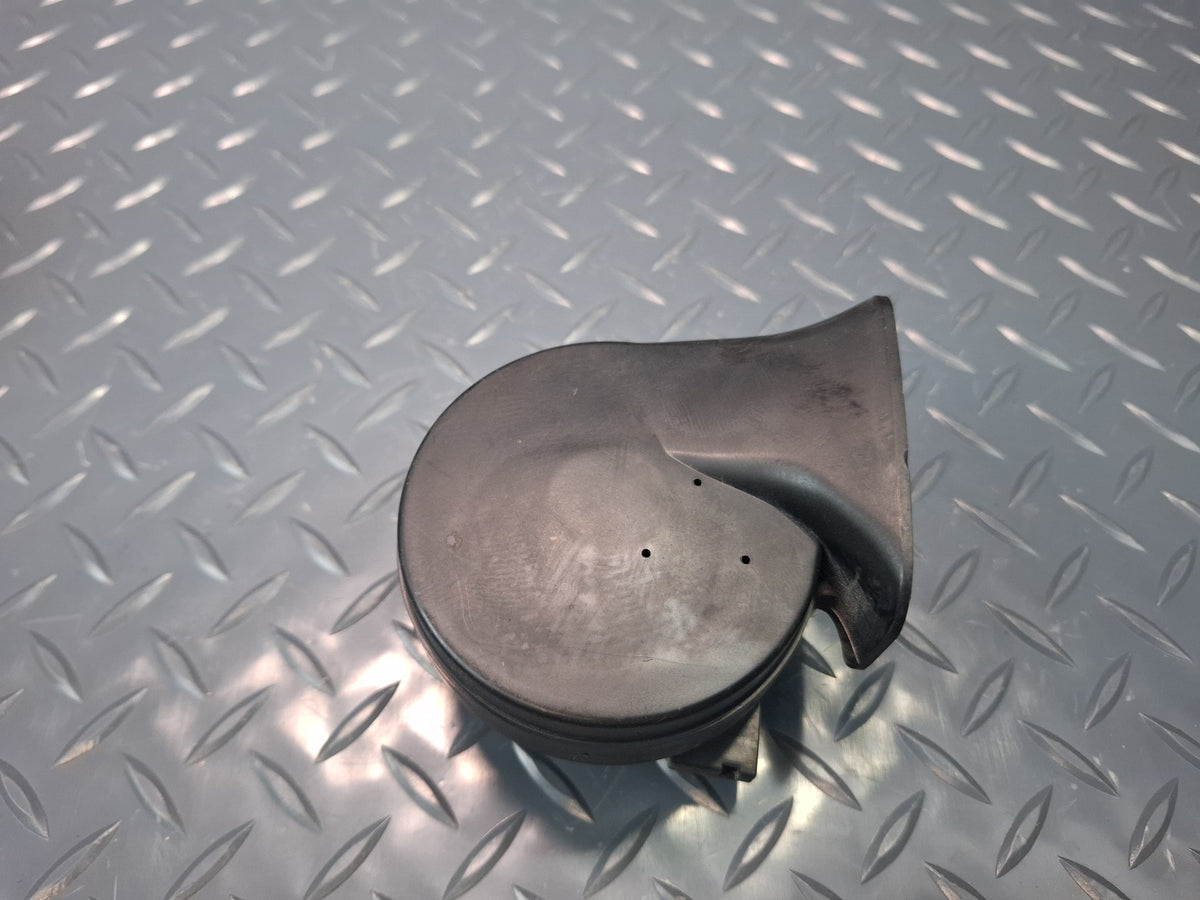 93-96 Toyota Hiace KZH106W Set of 2 High & Low Tone Pitch Horn Signal OEM