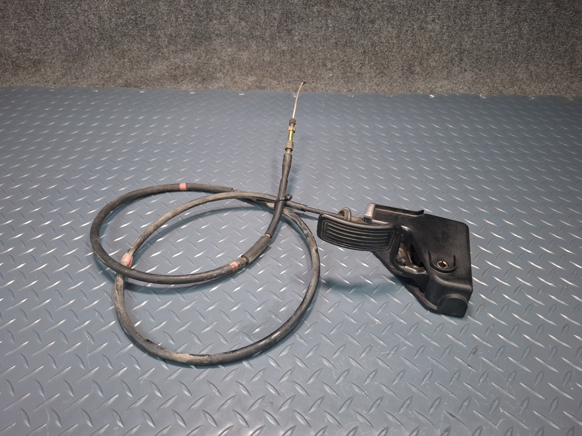 93-99 Toyota Hiace KZH106W Gas Acceleration Pedal w Cable OEM