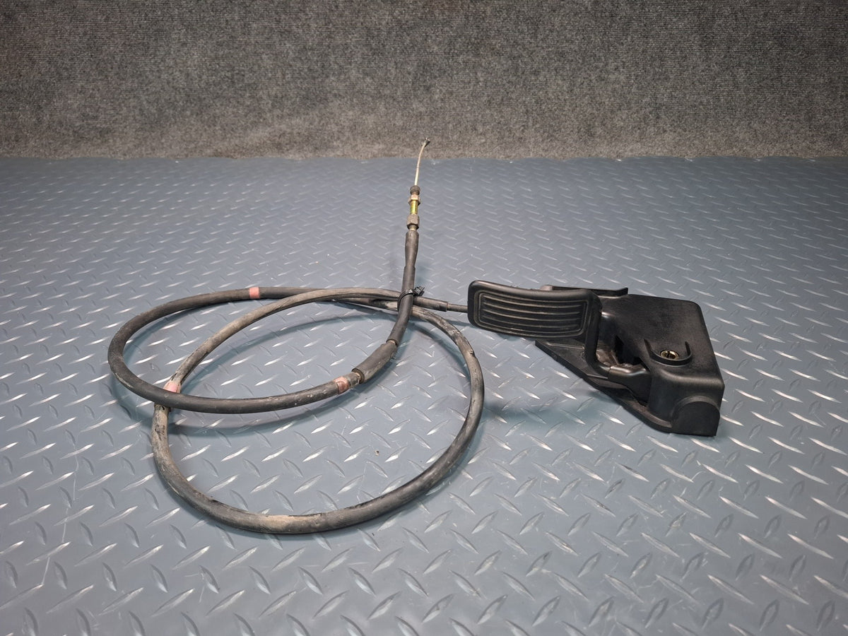 93-99 Toyota Hiace KZH106W Gas Acceleration Pedal w Cable OEM