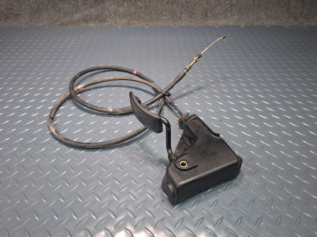 93-99 Toyota Hiace KZH106W Gas Acceleration Pedal w Cable OEM