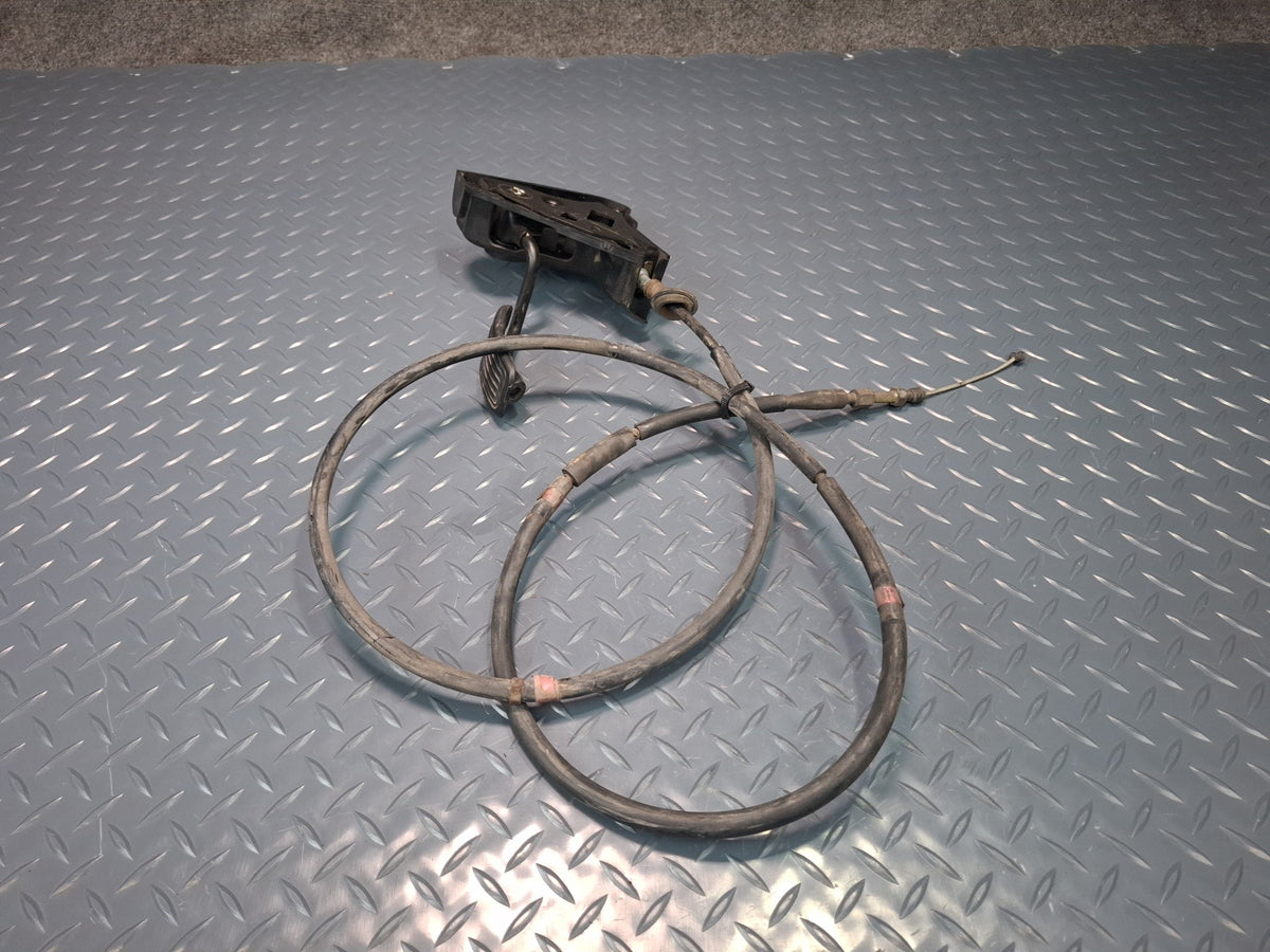 93-99 Toyota Hiace KZH106W Gas Acceleration Pedal w Cable OEM