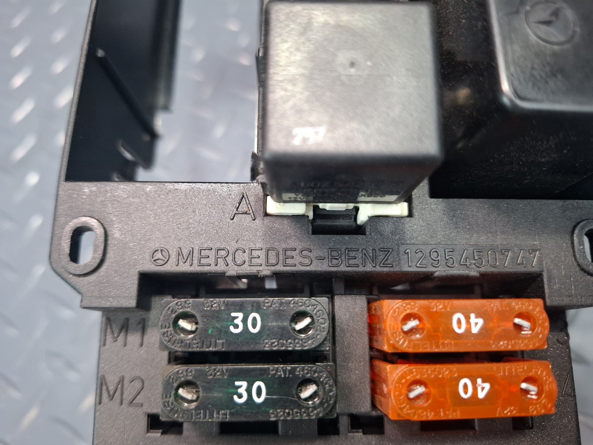 96-02 Mercedes R129 Sl-class Fuse Relay Box Module OEM