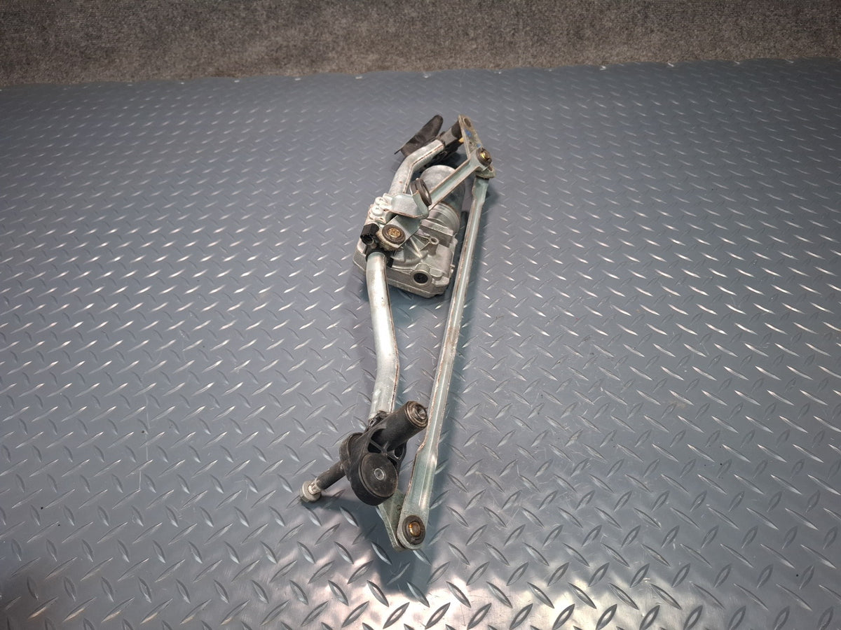 10-16 Audi S5 RS5 8F7 Convertible Windshield Wiper Linkage w Motor 8F1955119 OEM